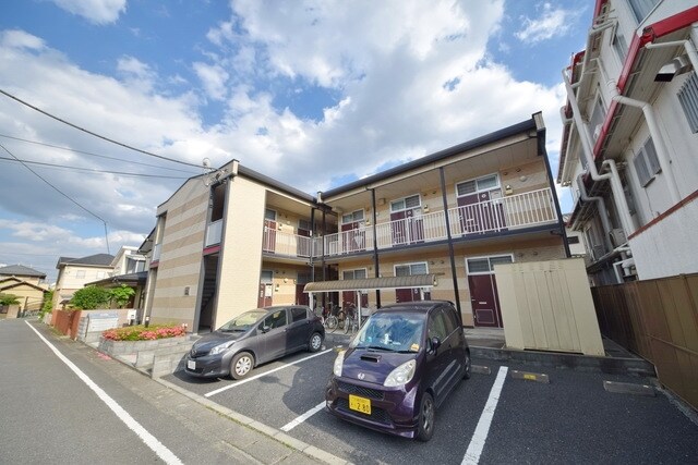 レオパレスＣＬＯＶＥＲの物件外観写真