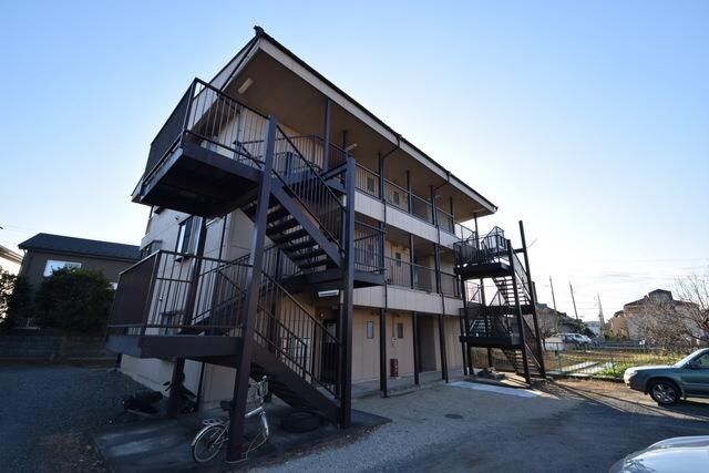 冨田マンションＢ棟の物件外観写真