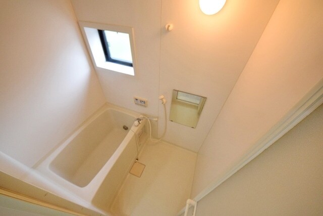 ヴィルヌーブＣの物件内観写真