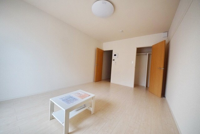 クレイノグローリアIVの物件内観写真