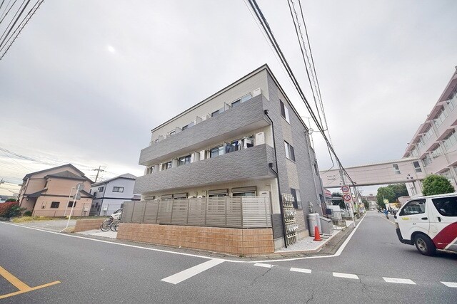 Fille　Flats　SAKADO（フィユフラッツ坂戸）の物件外観写真