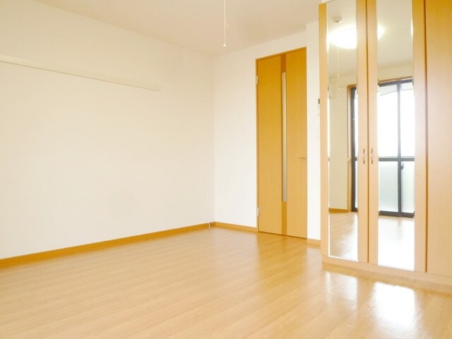 グランドイーストIIの物件内観写真