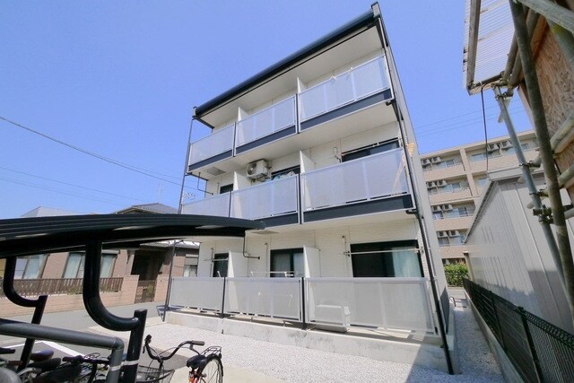 レオパレスフジの物件外観写真