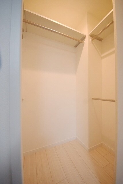 ＣＯＭＦＯＲＴＩＡ高坂の物件内観写真