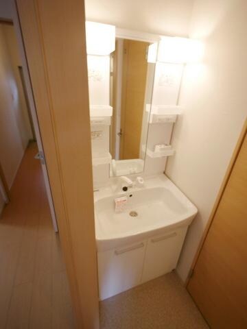 ピオニ－　サワグチの物件内観写真