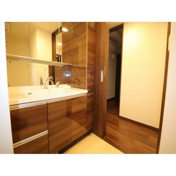 プレサンスロジェ丸の内の物件内観写真