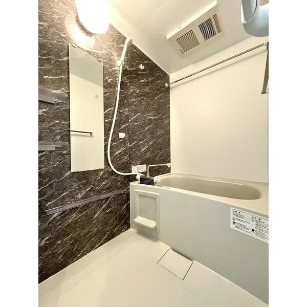 リーデンス名古屋駅西の物件内観写真