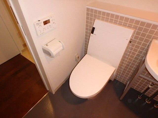 ロネスタＲ文京護国寺の物件内観写真