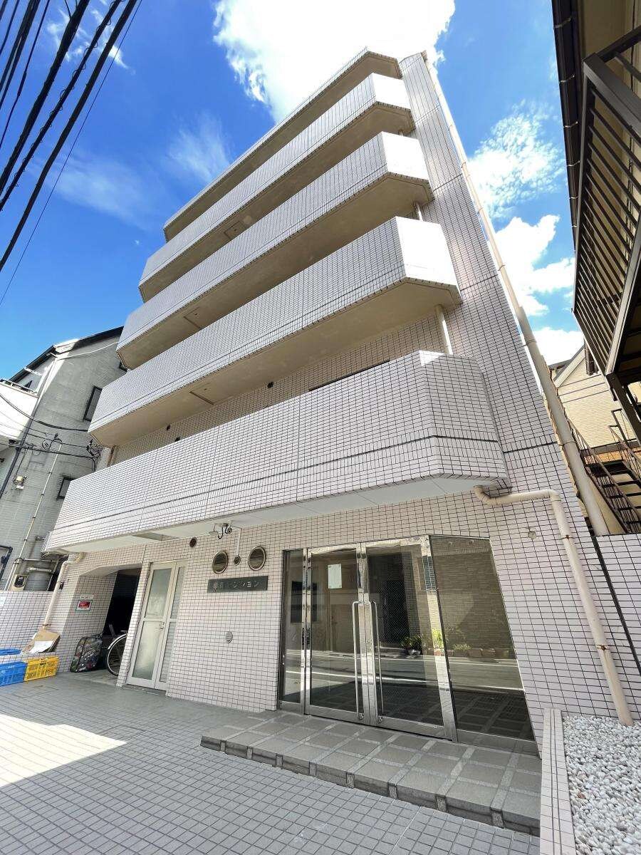 幸町マンションの物件外観写真
