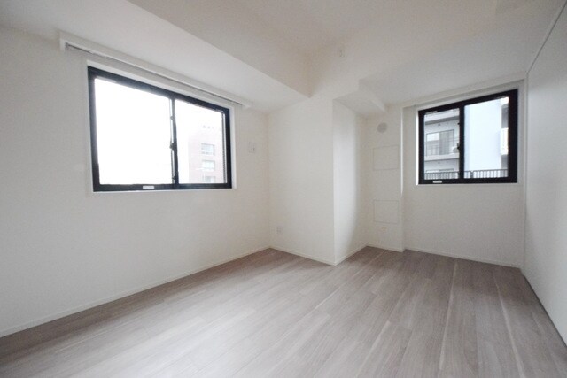 エスタート入谷IIの物件内観写真