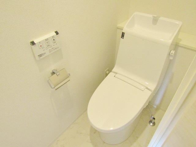 レビスタ白金高輪の物件内観写真