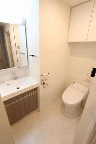 プラウドフラット三越前の物件内観写真