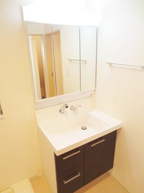 グローリア西麻布の物件内観写真