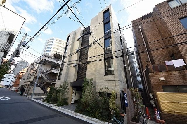 ＬＡＰｉＳ南麻布の物件外観写真