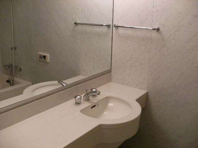 トゥールブランシュ麻布の物件内観写真