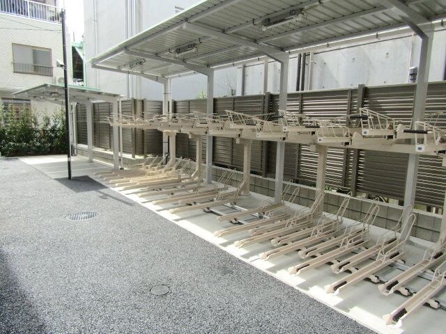 レビスタ白金高輪の物件内観写真