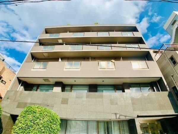 リュミエール三田の物件外観写真