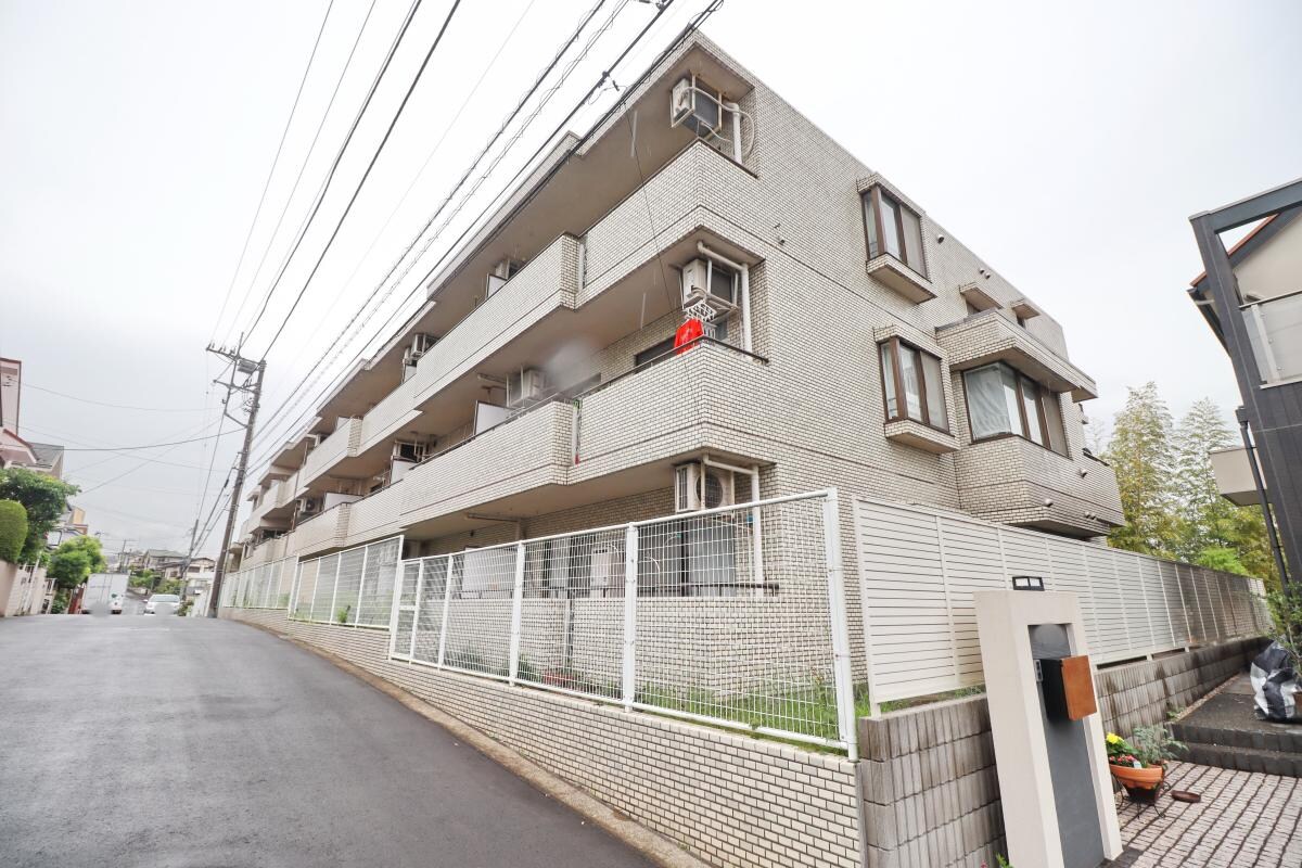 エスポワール藤が丘の物件外観写真