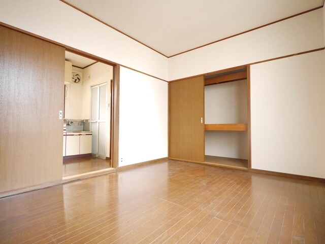 市川ハイツの物件内観写真