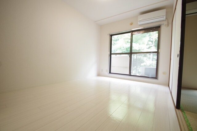 コンフォールクレールの物件内観写真