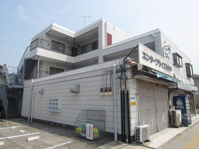 ニュークレセントビルの物件内観写真