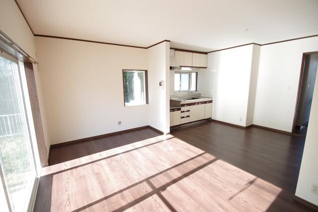 金井ビューヒルズＢ棟の物件内観写真