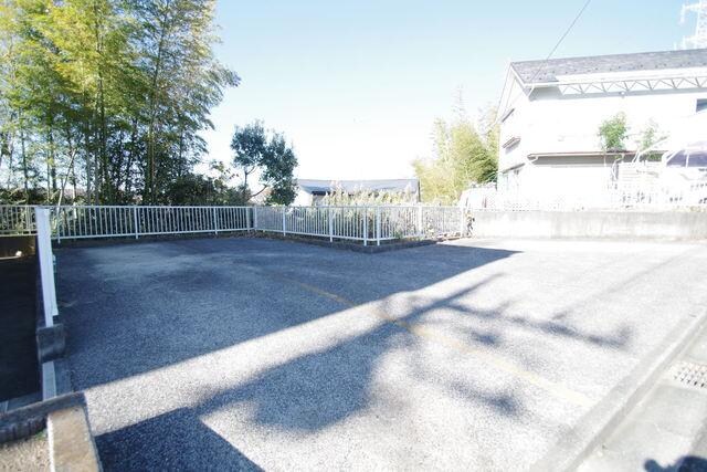 金井ビューヒルズＢ棟の物件内観写真