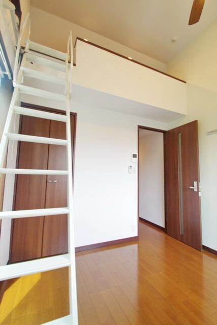 アザーレTの物件内観写真