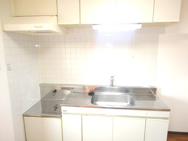 ＣＡＳＡ　ＭＩＲＡ５の物件内観写真