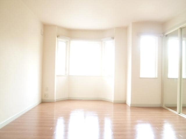 ローズウッド草花の物件内観写真