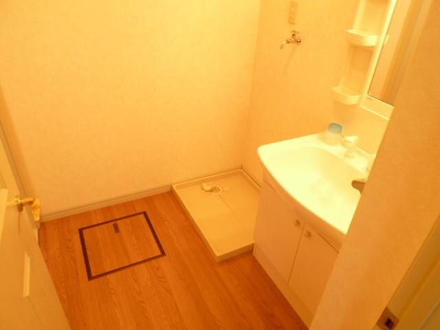 ローズウッド草花の物件内観写真