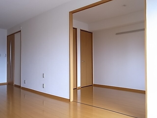 ゼファーコートの物件内観写真