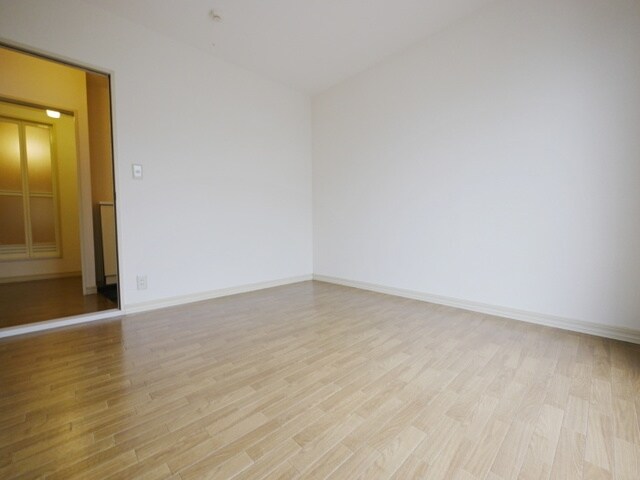 メイプルハイツの物件内観写真