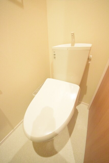 マンション国母の物件内観写真