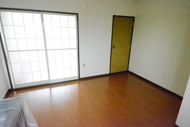 グランデュール松原の物件内観写真