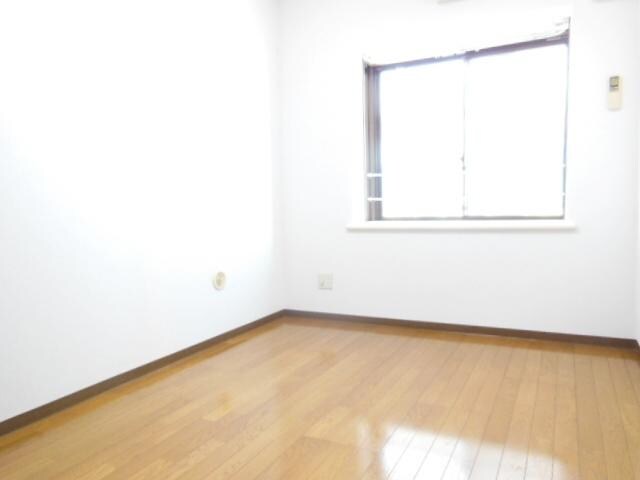 トライアーバンめじろ台の物件内観写真