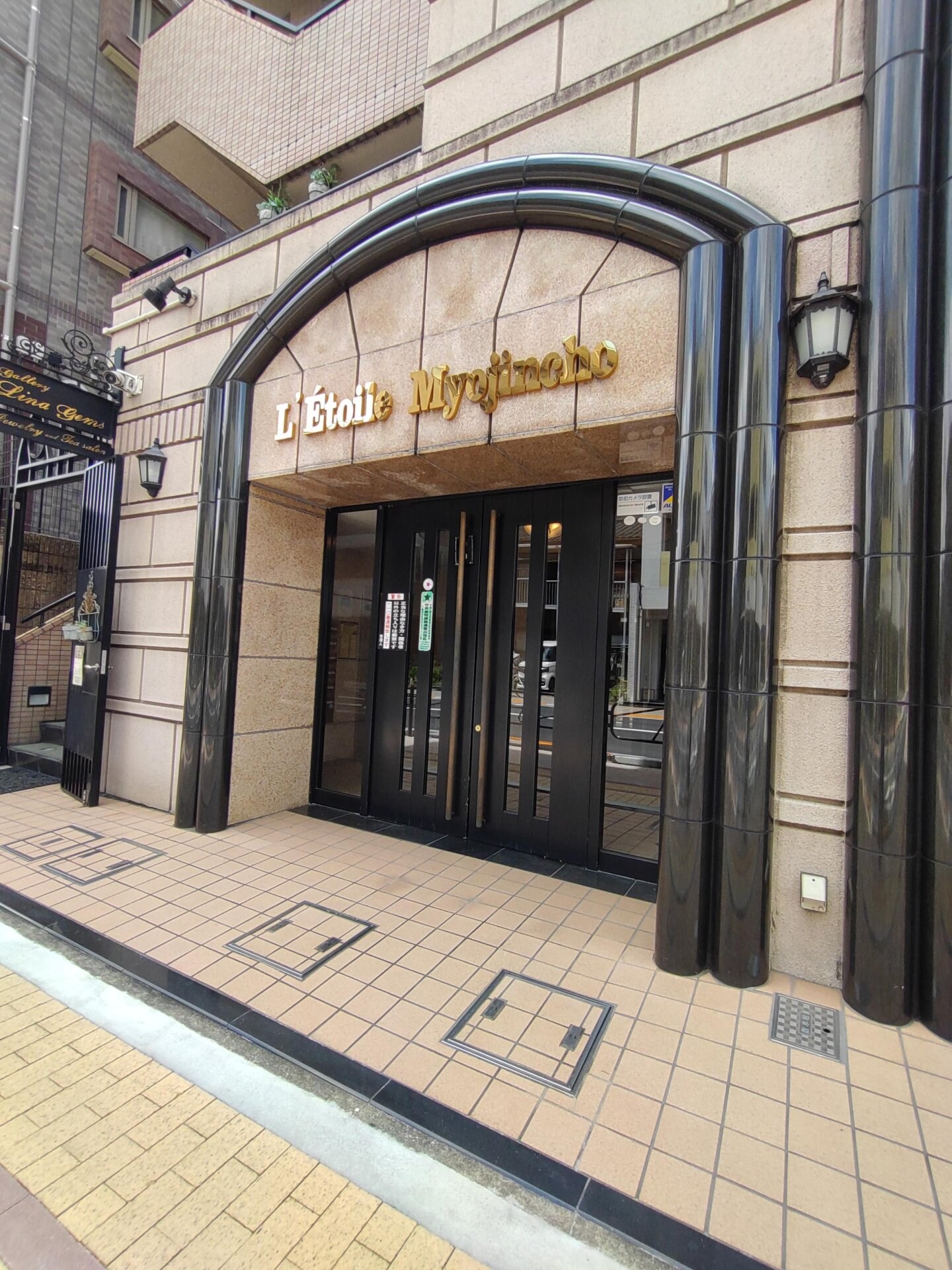 レトワル明神町の物件内観写真