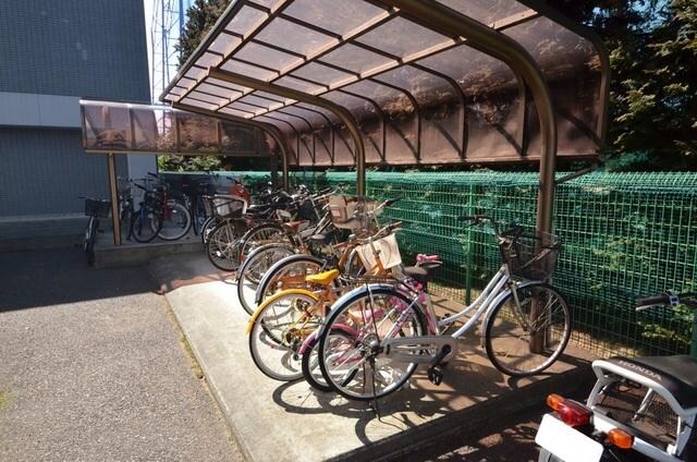 アビニオンの物件内観写真