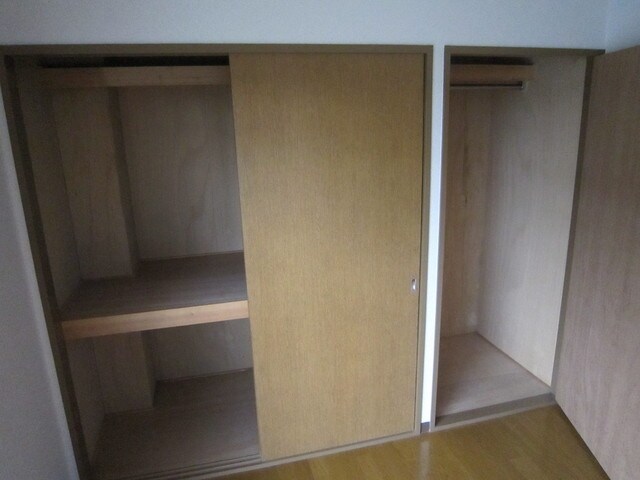 マンションシェルの物件内観写真