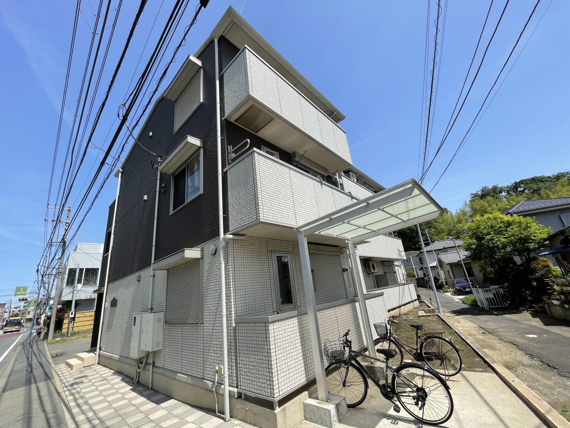 大黒屋ハイツ三番館の物件外観写真