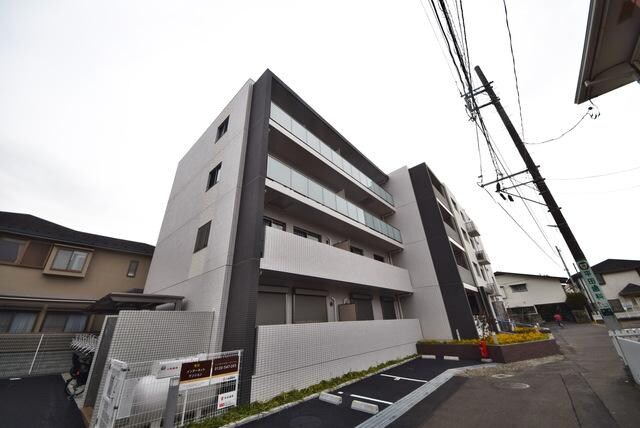 トレリッシュ湘南の物件外観写真