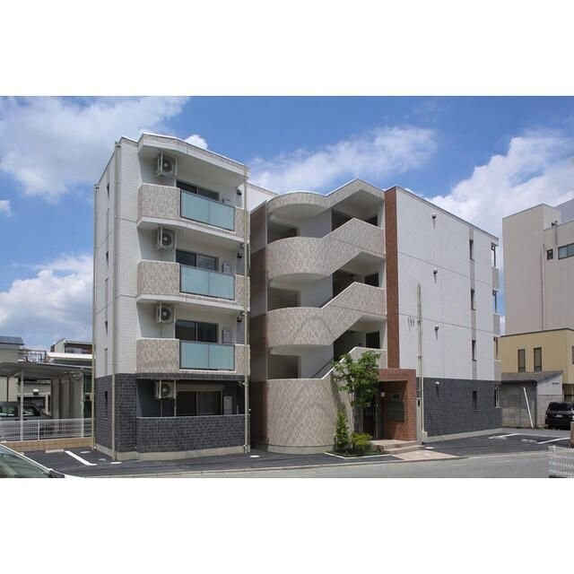 シュラインの物件外観写真