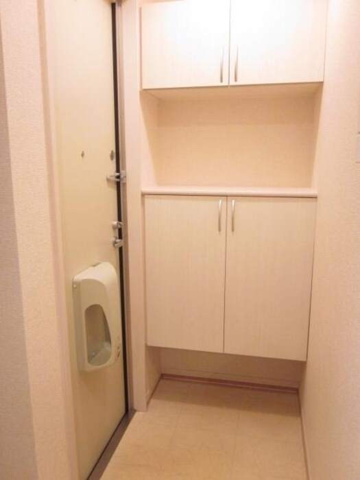 ガーデンヴィラＭＩＹＡＢＩの物件内観写真