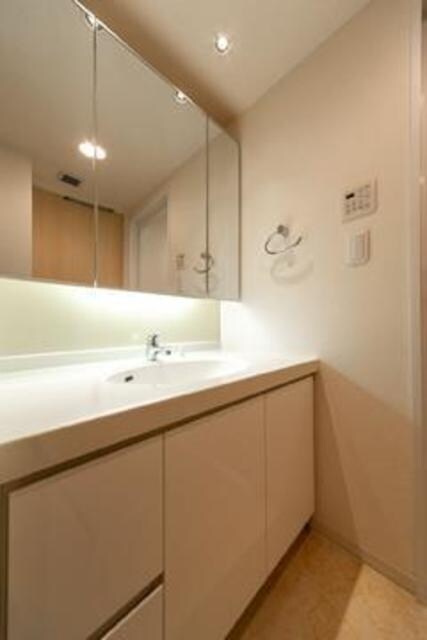 ユニゾンタワーの物件内観写真