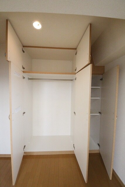 ルーブル中野沼袋弐番館の物件内観写真