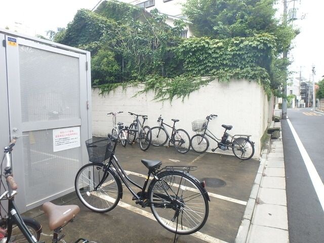 ＨＦ中野坂上レジデンスの物件内観写真