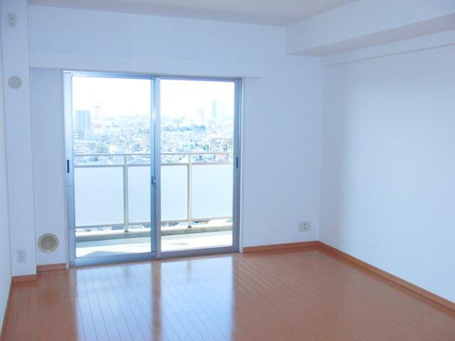 リーベスト東中山の物件内観写真