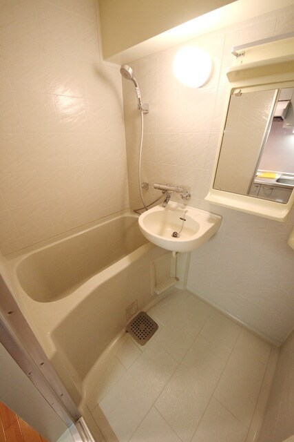 プライムアーバン行徳駅前IIの物件内観写真