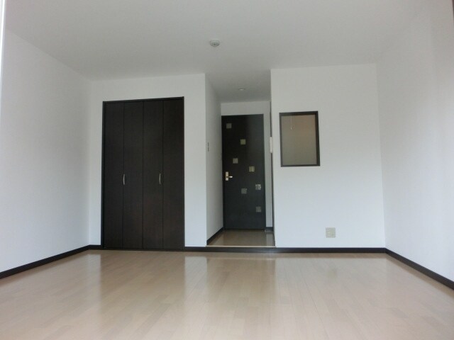 アンブラッセ新検見川の物件内観写真