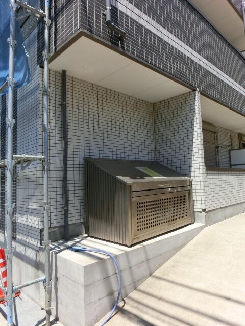 アンブラッセ新検見川の物件内観写真